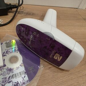 Silk'n Flash&Go Hair Removal Device in Purple and White